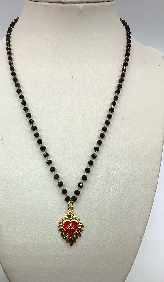 Collana di perline nere