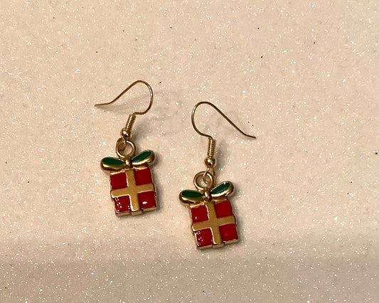 Orecchini con pacchettini regalo