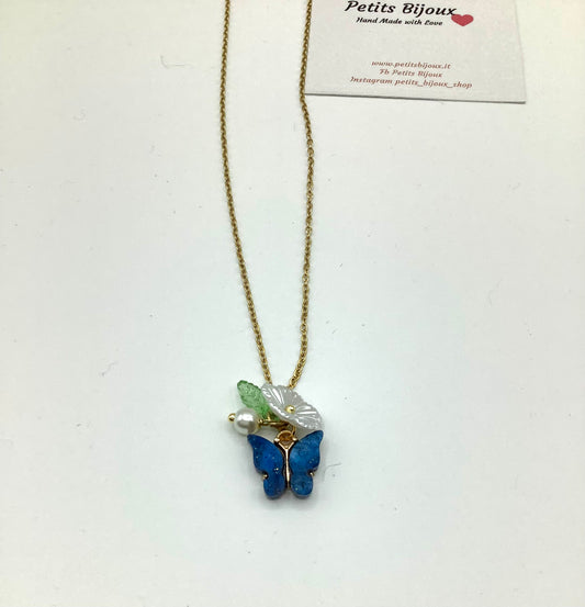 Collana con grappolo di charms